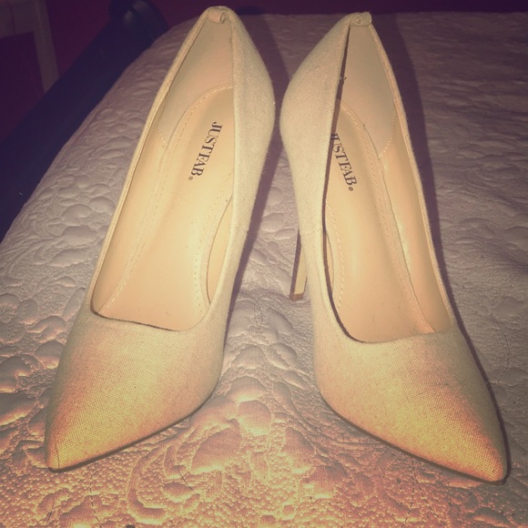 JustFab Shoes - US 10 Tan Stilettos